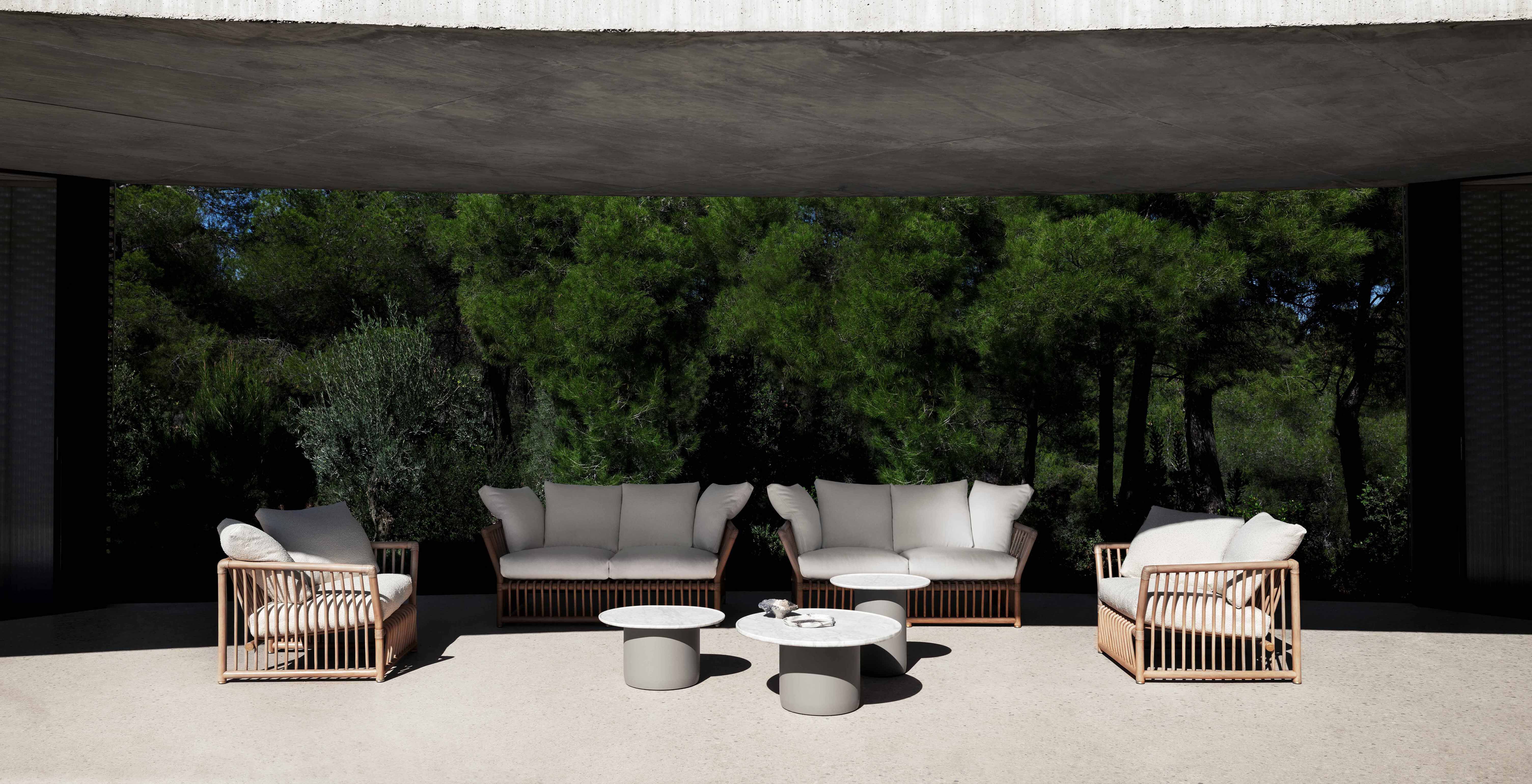 Softcage Outdoor Furniture Collection | B&B Italia Official Shop